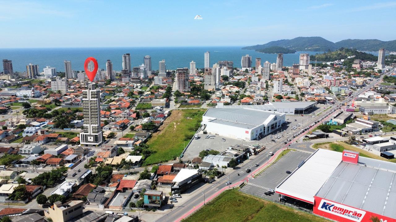 Apartamento à venda no Perequê: 