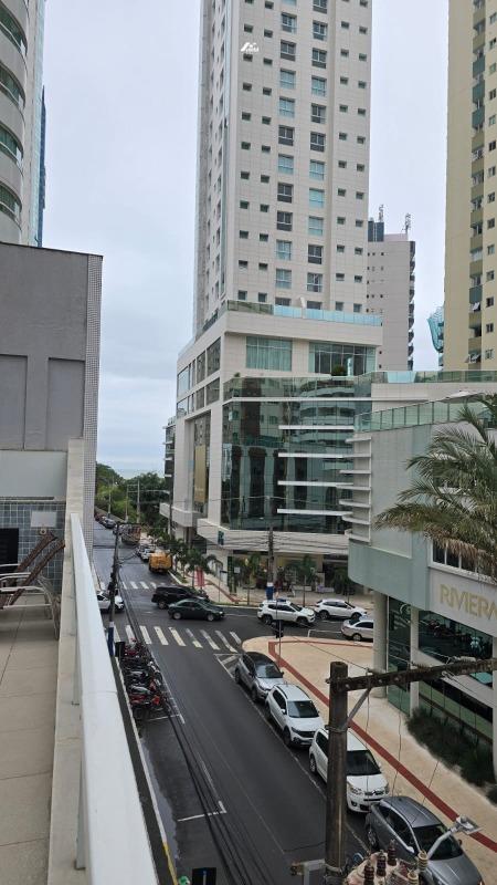 Apartamento à venda no Pioneiros: 