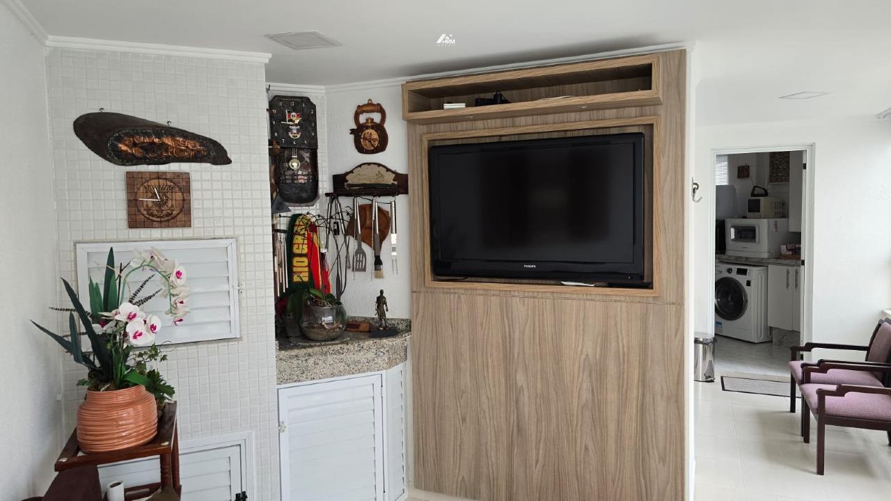 Apartamento à venda no Pioneiros: 