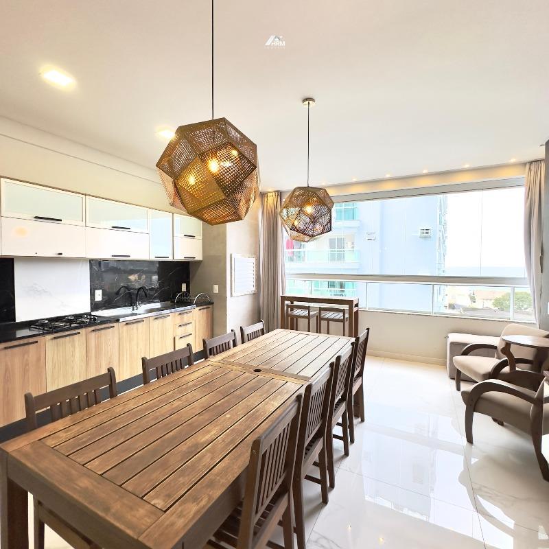 Apartamento à venda no Perequê: 