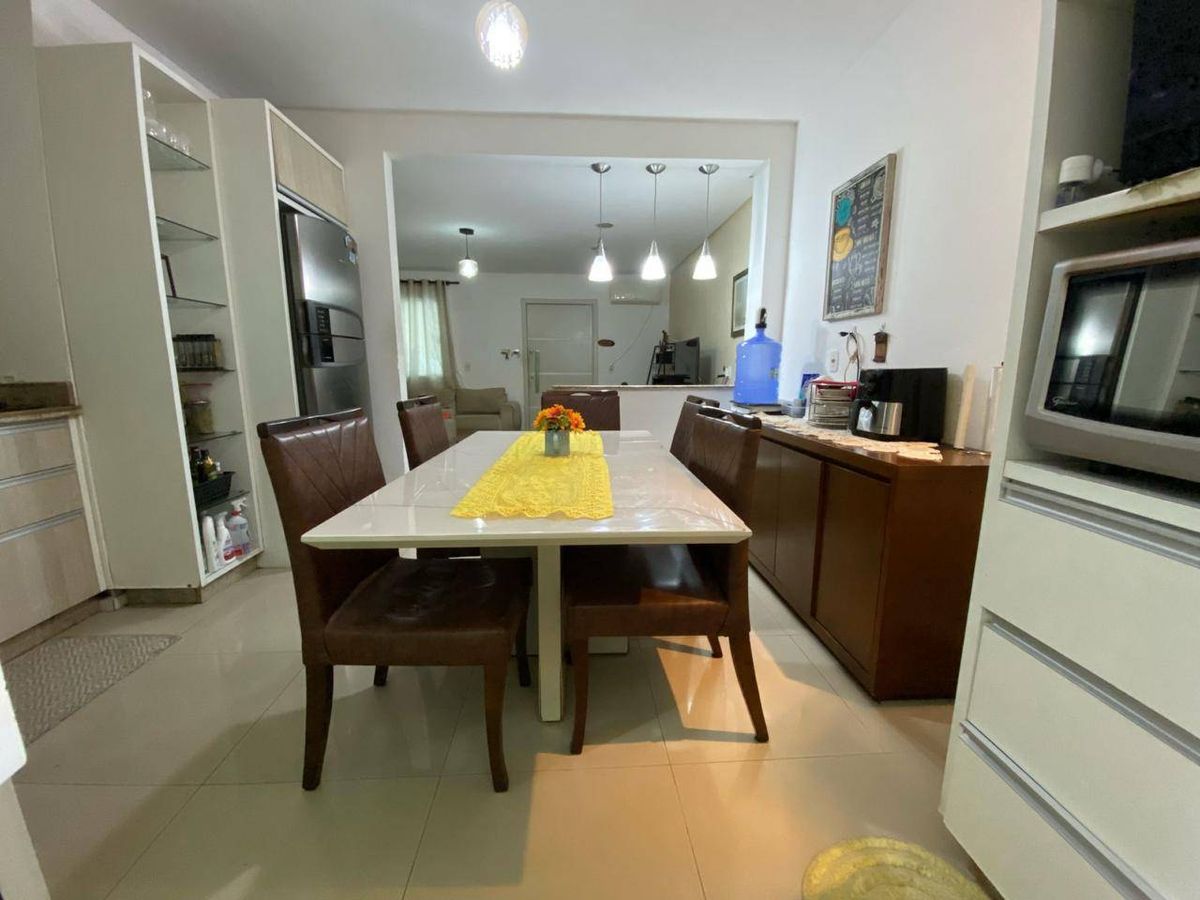 Casa à venda no Santa Regina: 