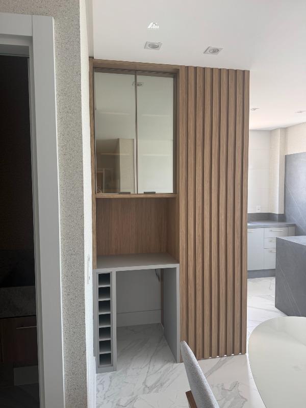 Apartamento à venda no Perequê: 