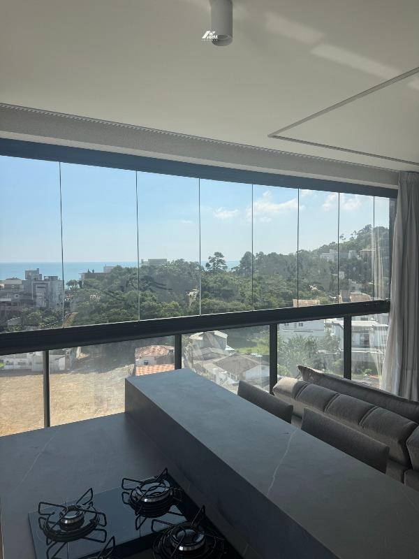 Apartamento à venda no Perequê: 