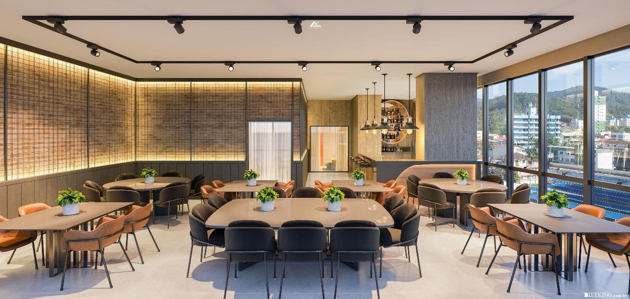 Apartamento à venda no Meia Praia: 