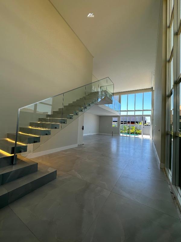 Casa de Condomínio à venda no Santa Regina: 