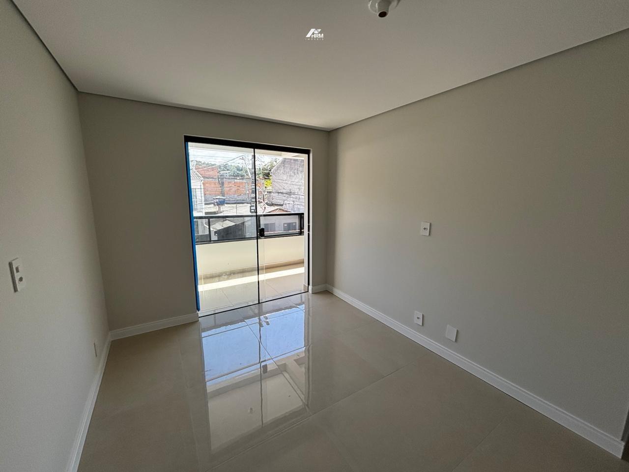 Apartamento à venda no Nações: 