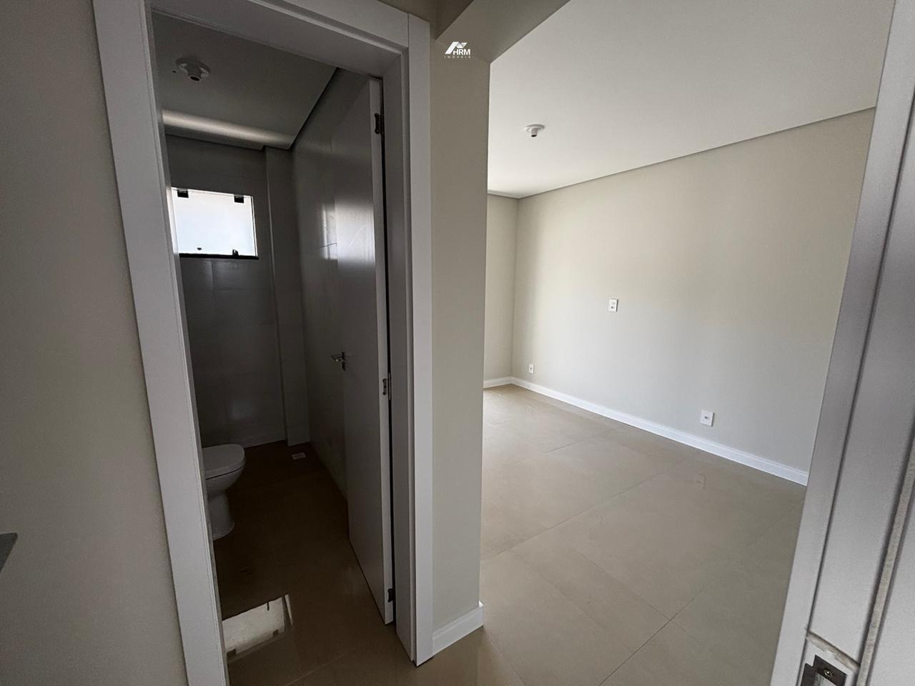 Cobertura à venda no Nações: 