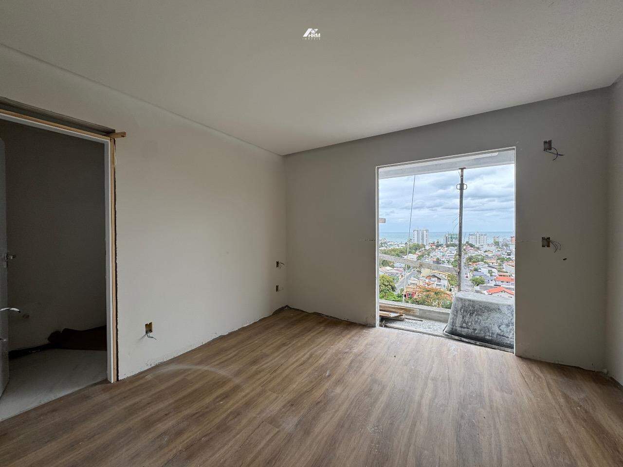 Apartamento à venda no Praia Brava: 