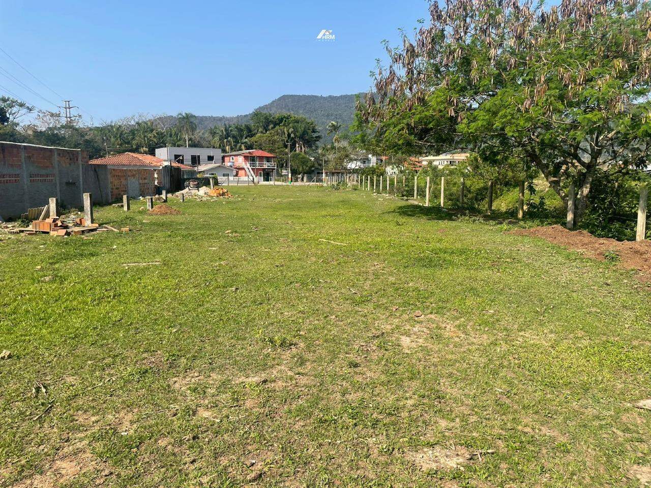 Terreno à venda no Rio Pequeno: 