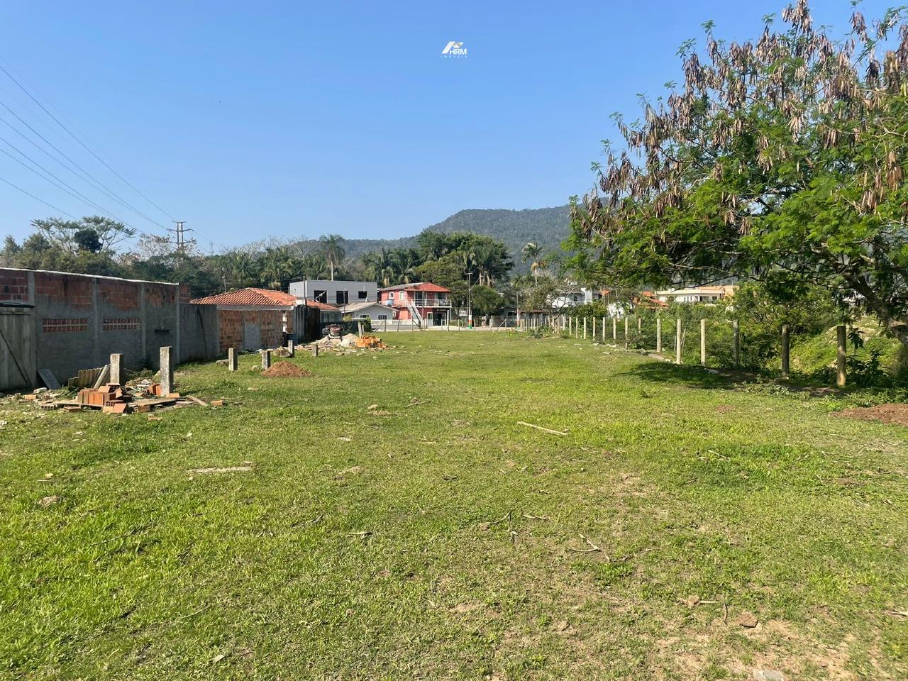 Terreno à venda no Rio Pequeno: 