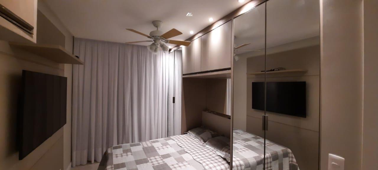 Apartamento à venda no Pioneiros: 