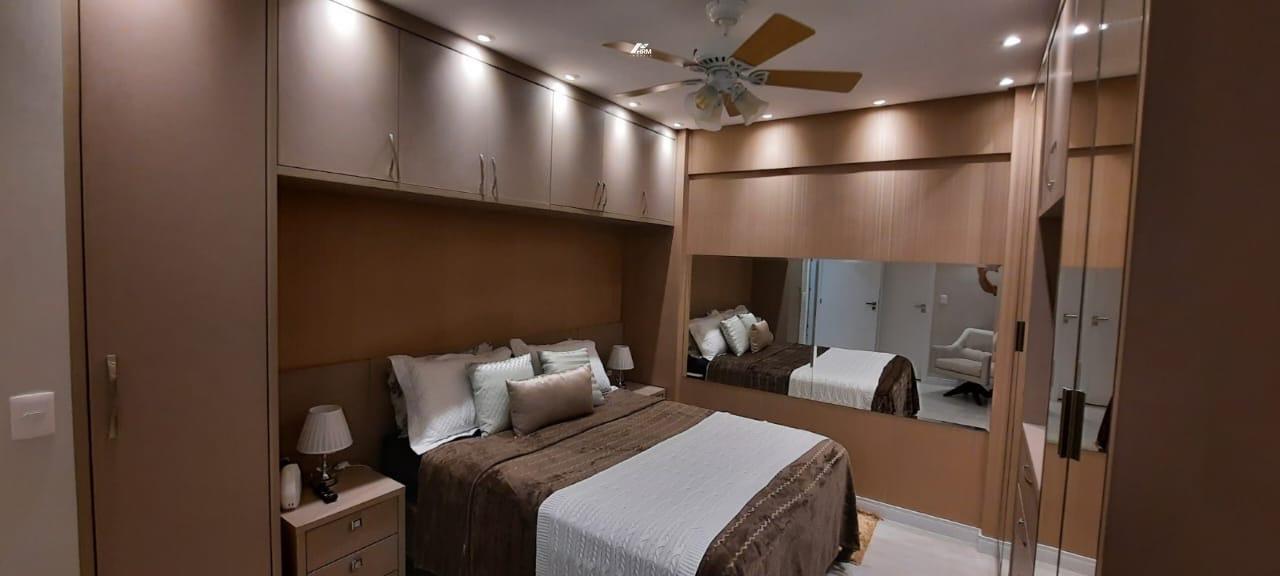 Apartamento à venda no Pioneiros: 