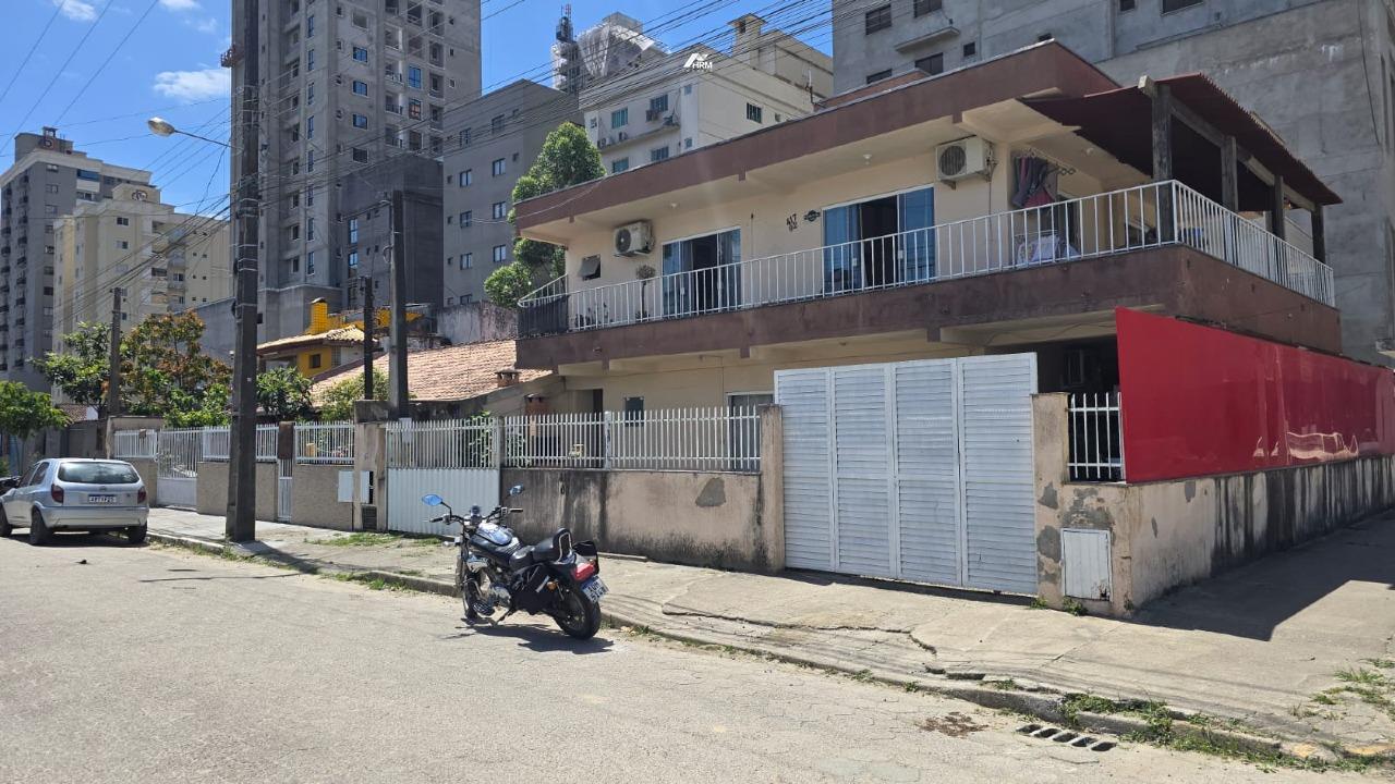 Terreno à venda no Balneário Perequê: 