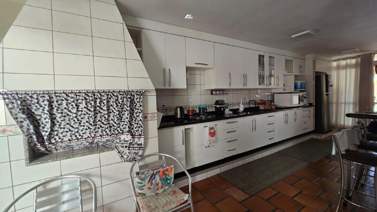 Casa à venda no Centro: 