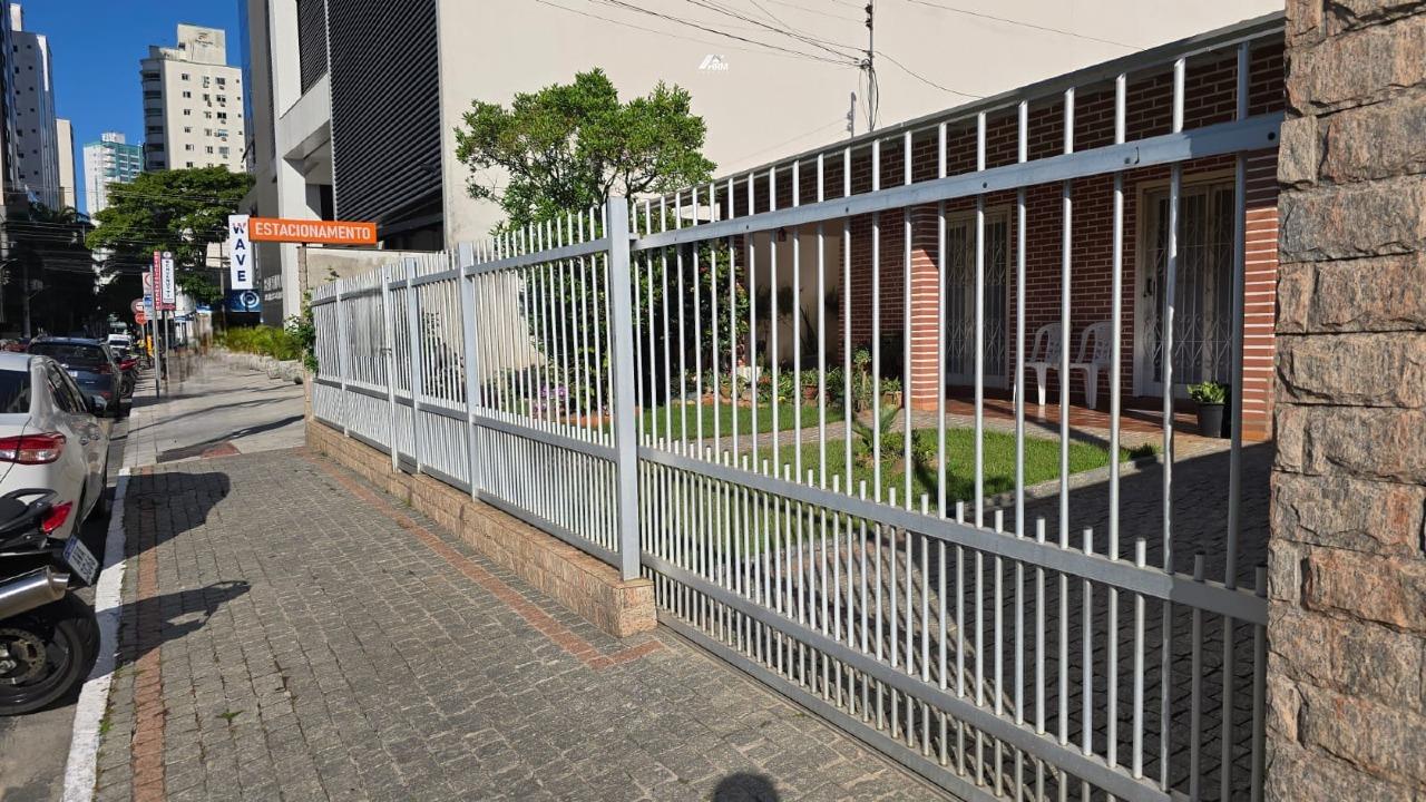 Casa à venda no Centro: 