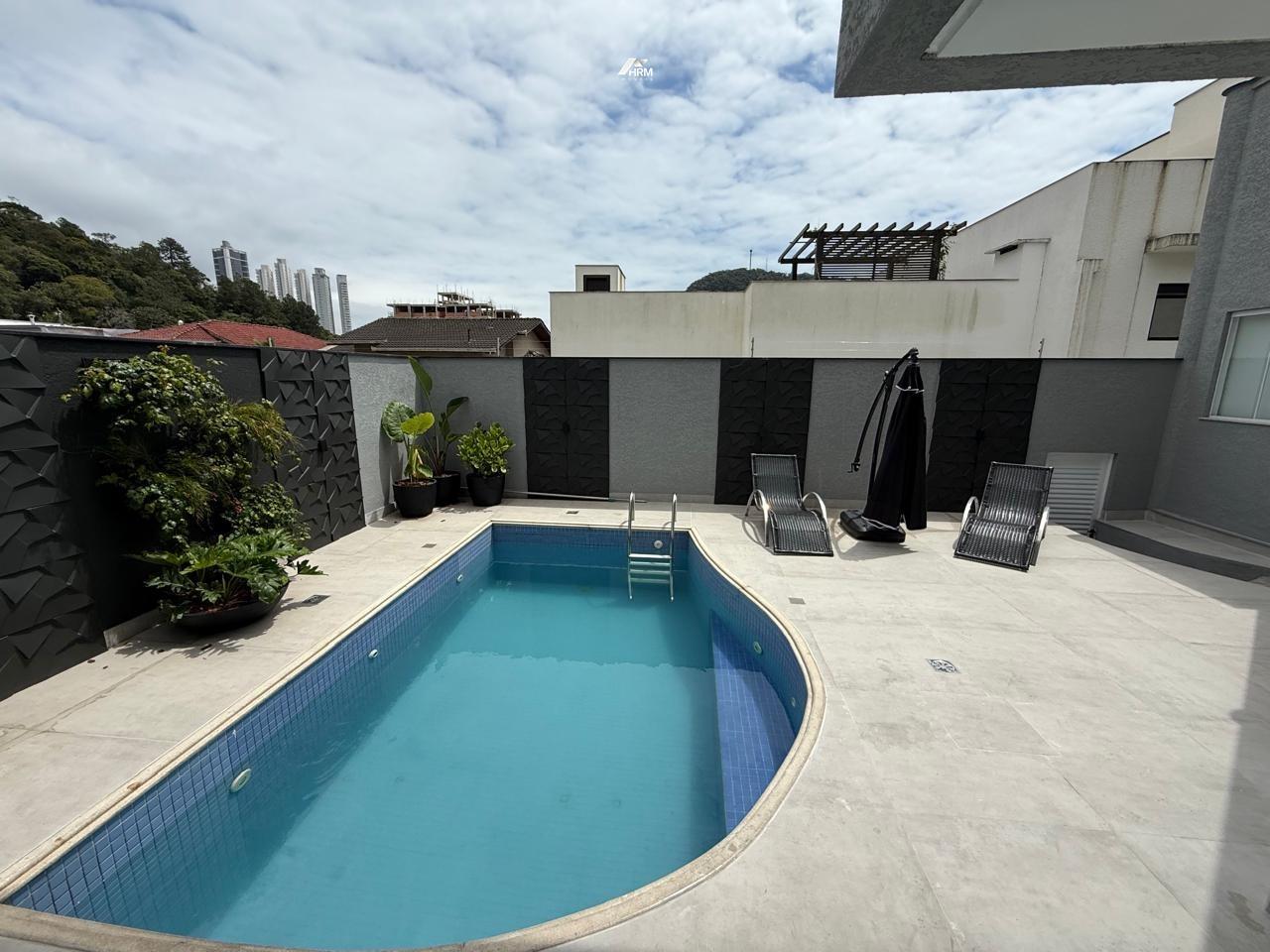 Casa de Condomínio à venda no Barra: 