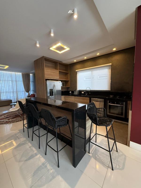 Casa de Condomínio à venda no Santa Regina: 