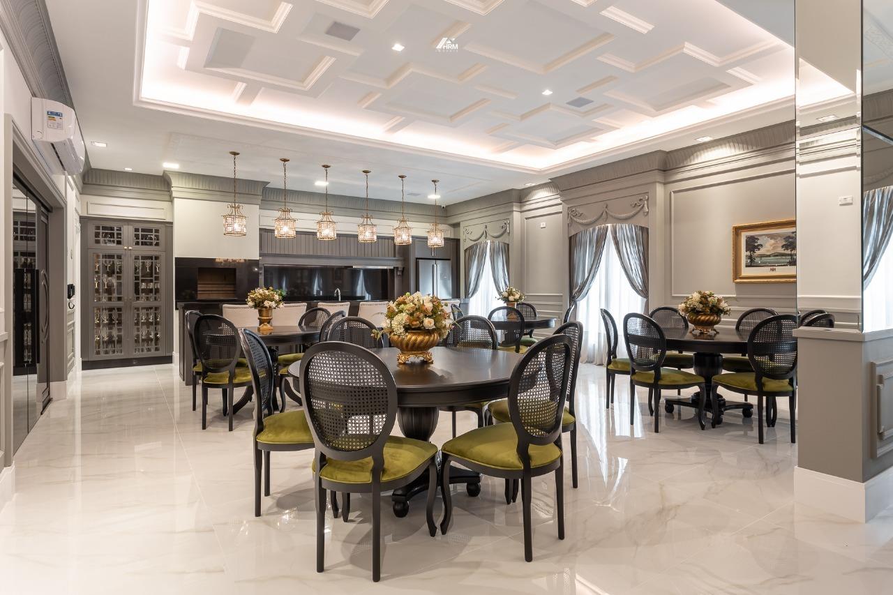 Apartamento à venda no Perequê: 