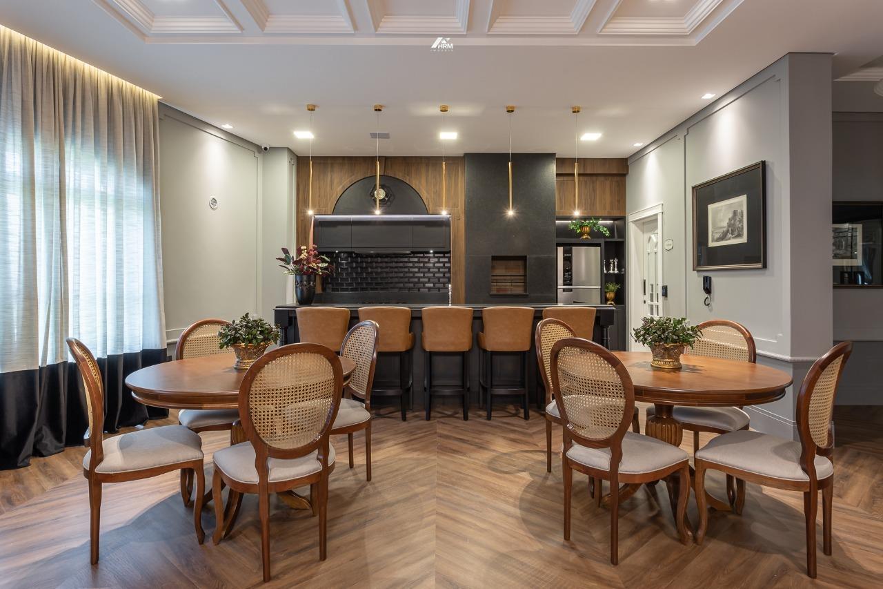 Apartamento à venda no Perequê: 