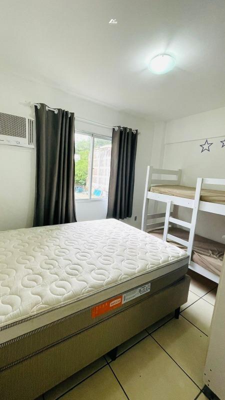 Apartamento à venda no Pioneiros: 