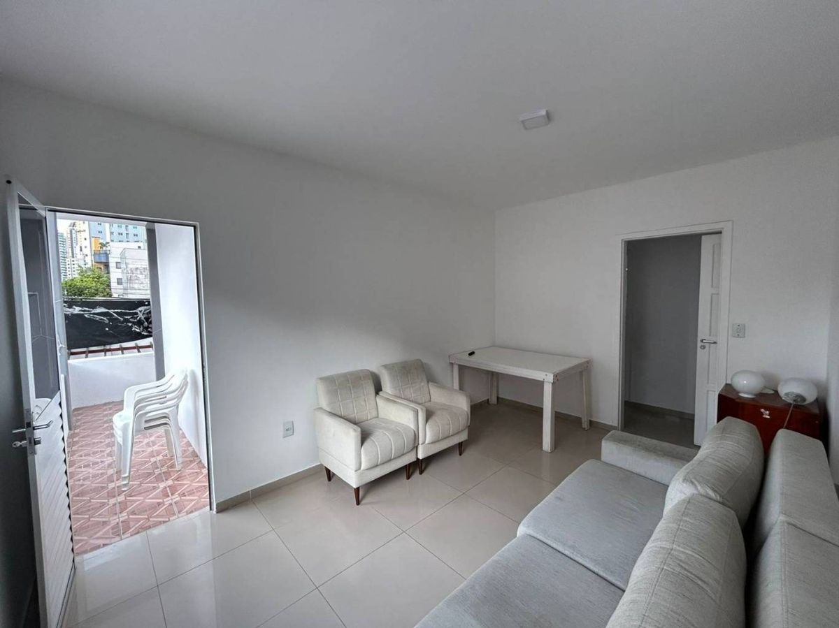 Casa à venda no Centro: 