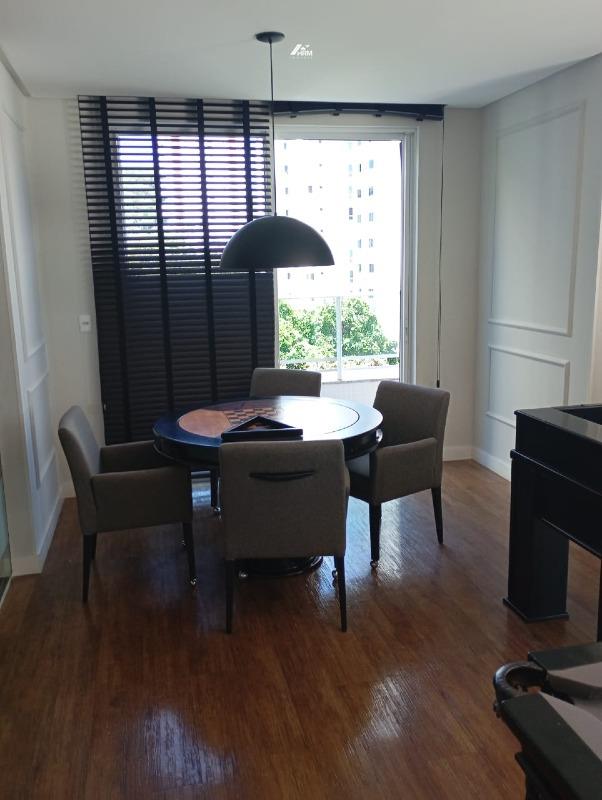 Apartamento à venda no Pioneiros: 