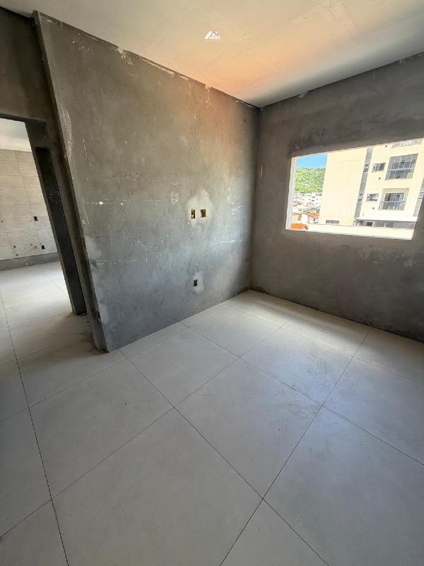 Apartamento à venda no Nações: 