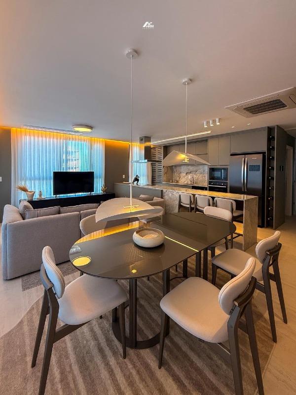 Apartamento à venda no Praia Brava de Itajaí: 