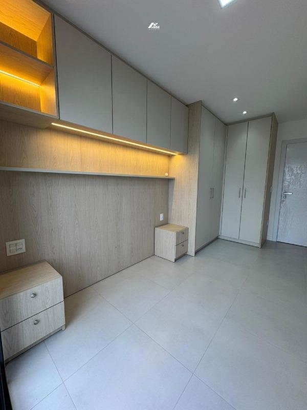 Apartamento à venda no Estados: 