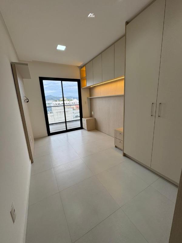 Apartamento à venda no Estados: 