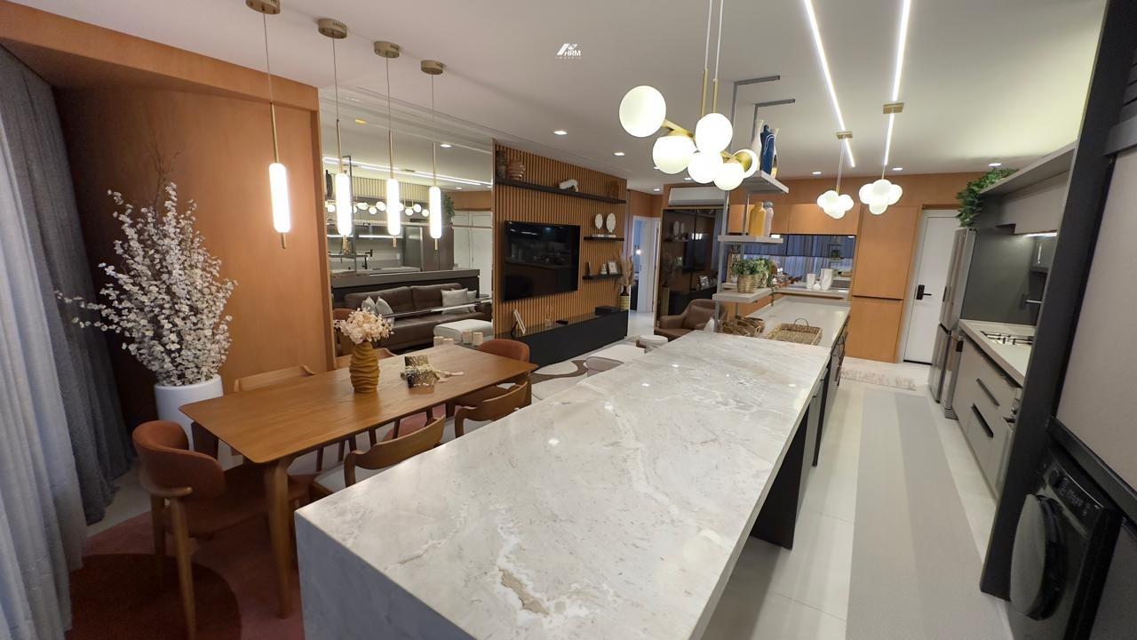 Apartamento à venda no Meia Praia: 