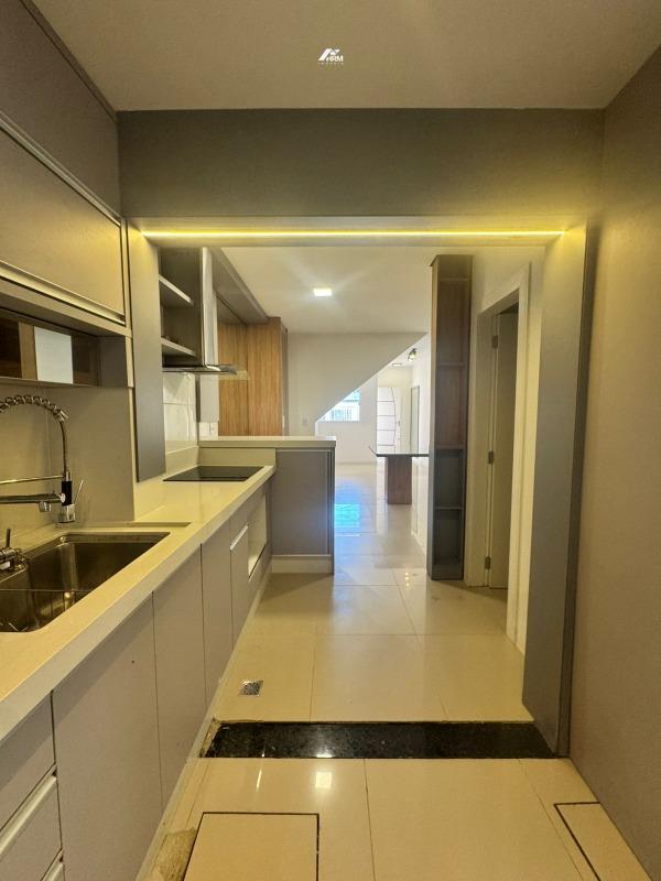 Casa à venda no Rio Pequeno: 