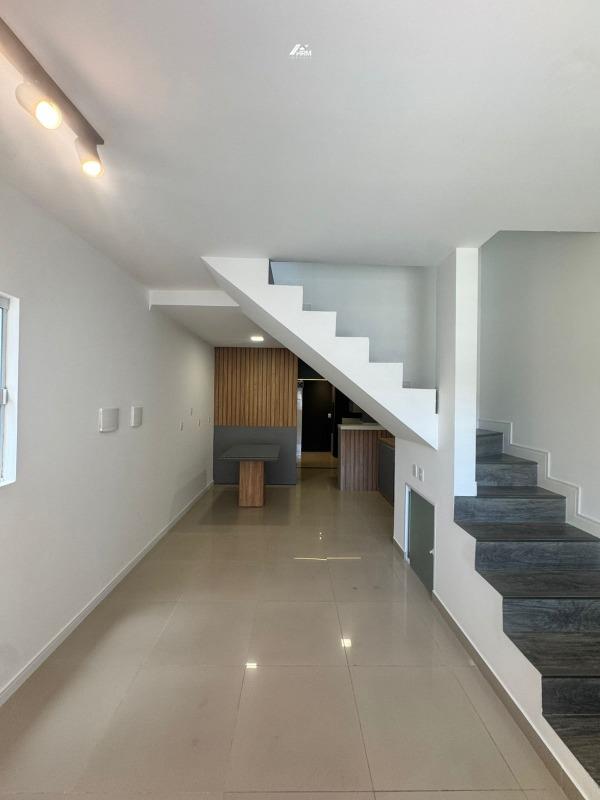 Casa à venda no Rio Pequeno: 