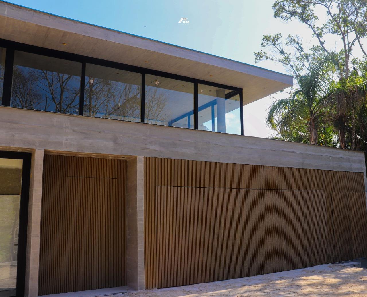 Casa de Condomínio à venda no Praia do Estaleiro: 