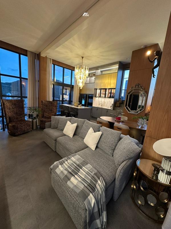 Cobertura à venda no Fazenda: 