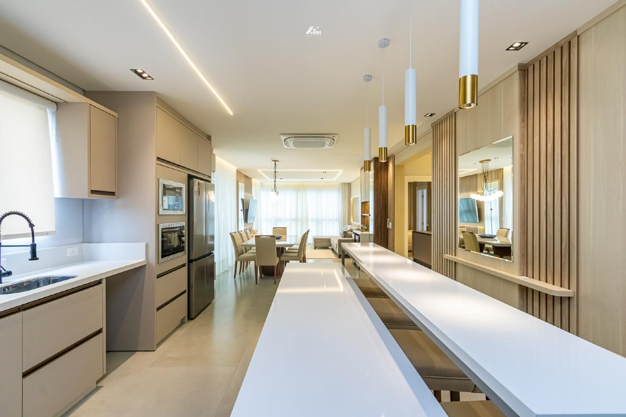 Apartamento à venda no Pioneiros: 