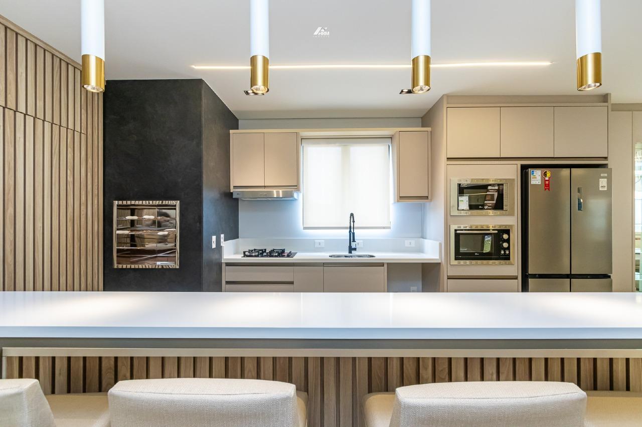 Apartamento à venda no Pioneiros: 