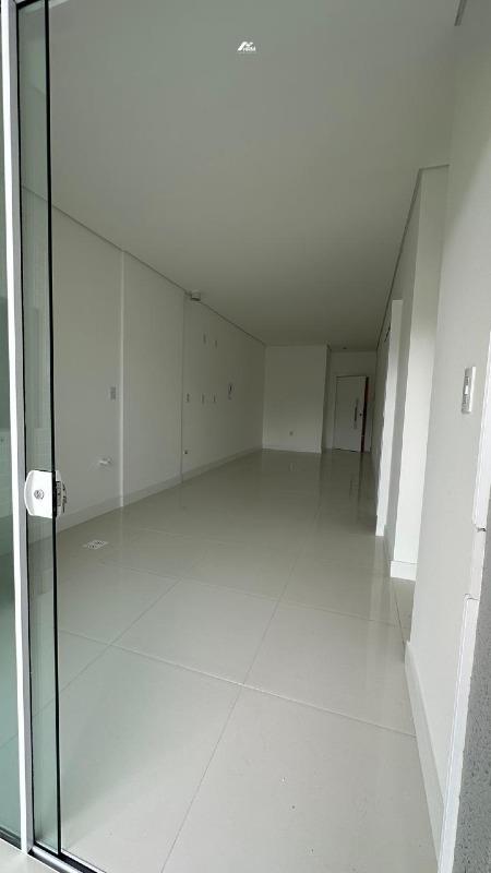 Apartamento à venda no Balneário Perequê: 