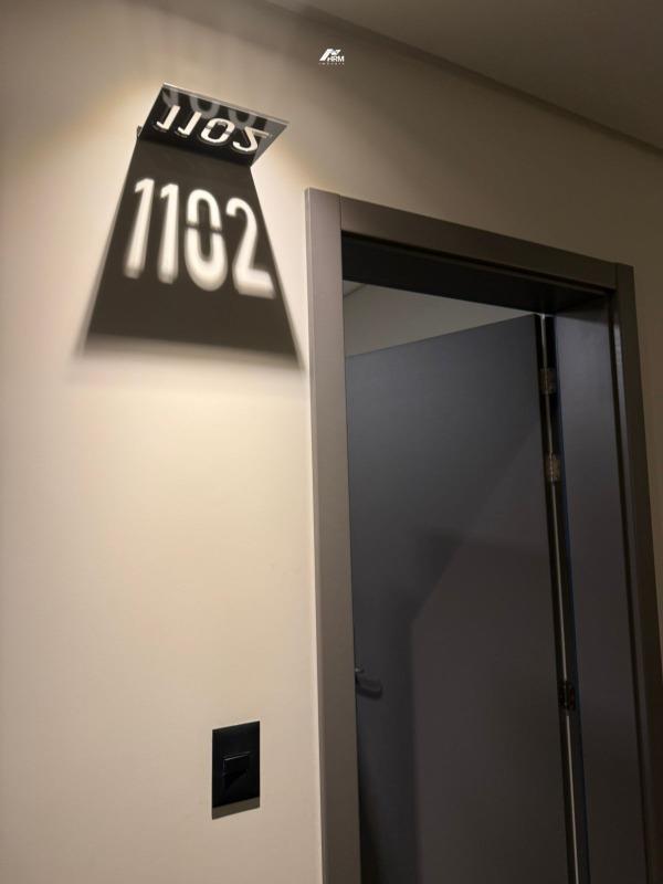 Apartamento à venda no Meia Praia: 