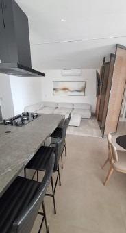 Apartamento à venda no Pioneiros: 