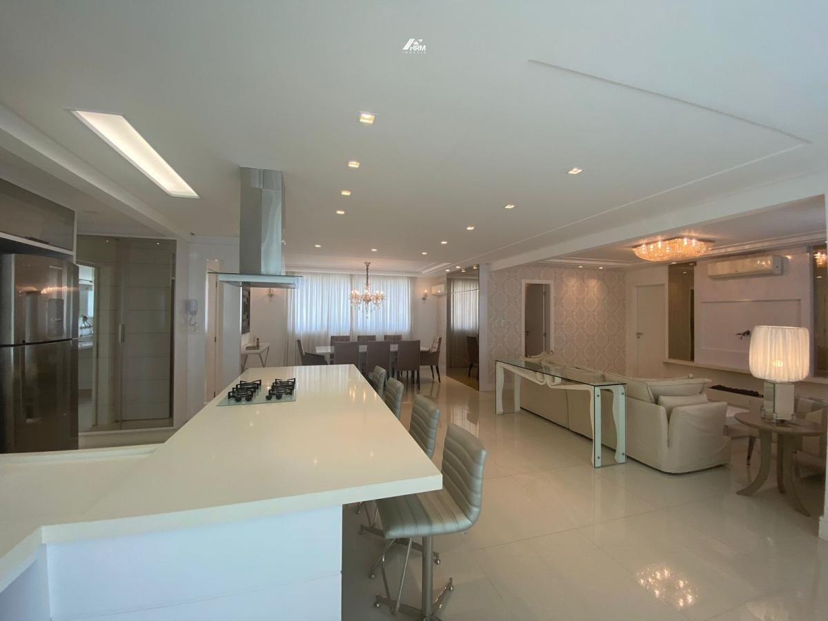 Cobertura à venda no Centro: 