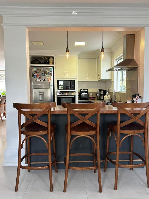 Casa de Condomínio à venda no Barra: 