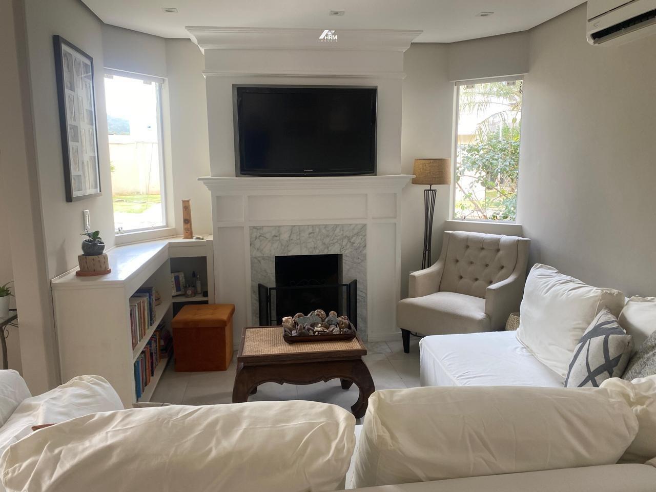 Casa de Condomínio à venda no Barra: 