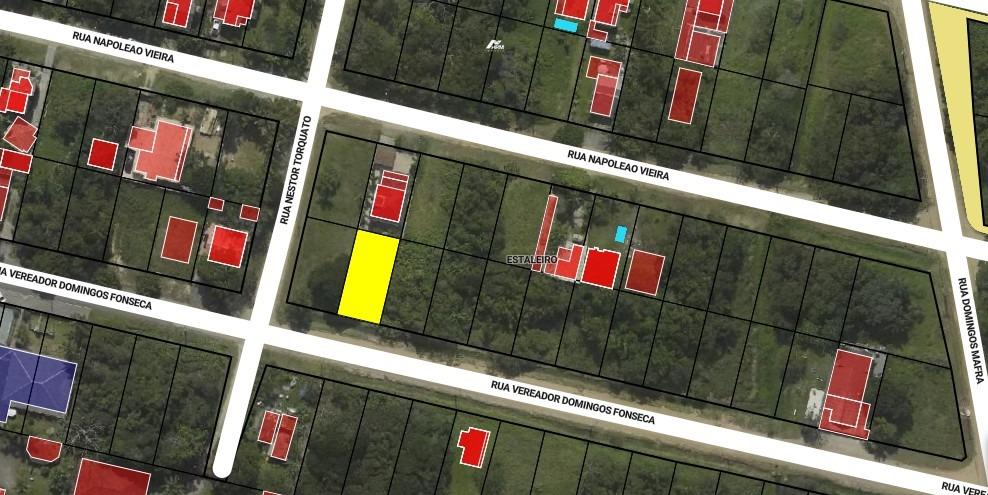 Terreno à venda no Praia do Estaleiro: 