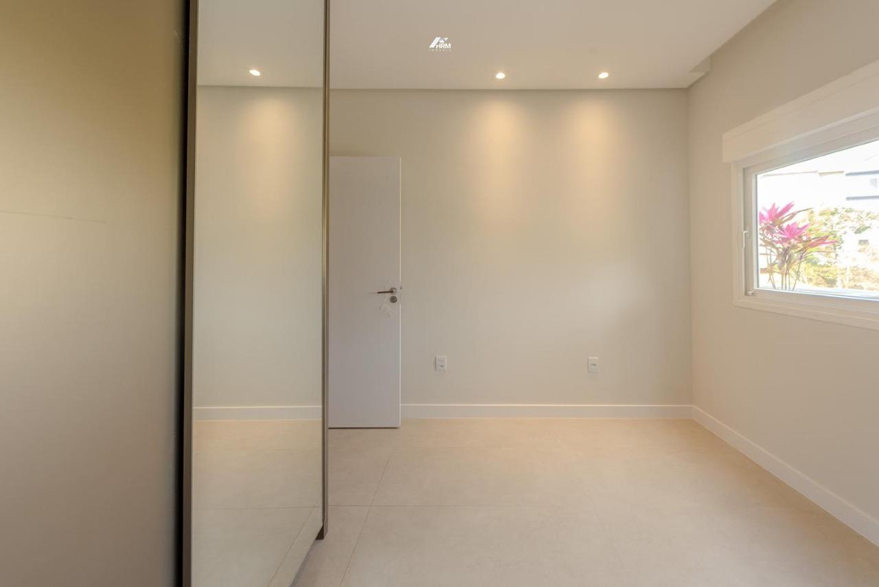 Casa de Condomínio à venda no Ariribá: 