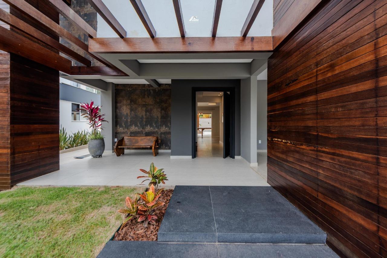 Casa de Condomínio à venda no Ariribá: 