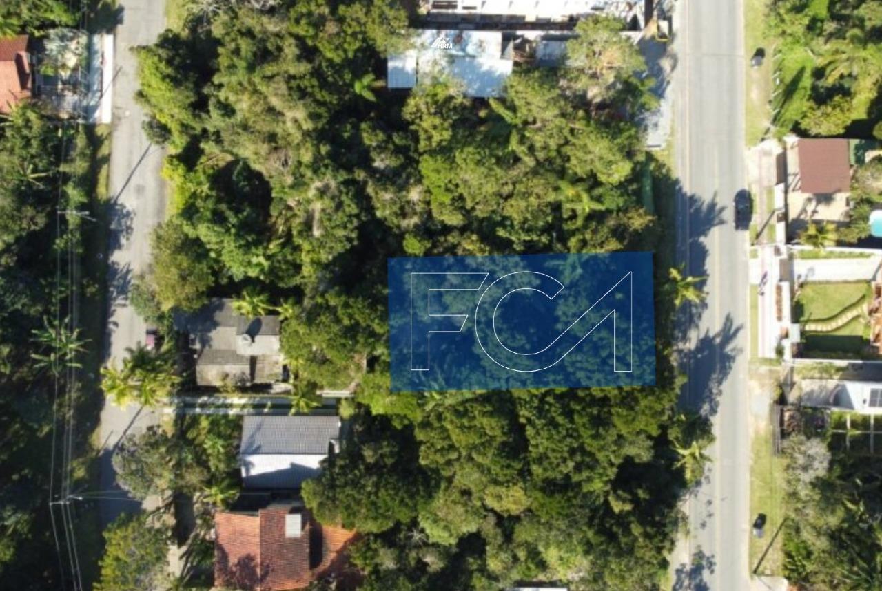 Terreno à venda no Praia do Estaleiro: 