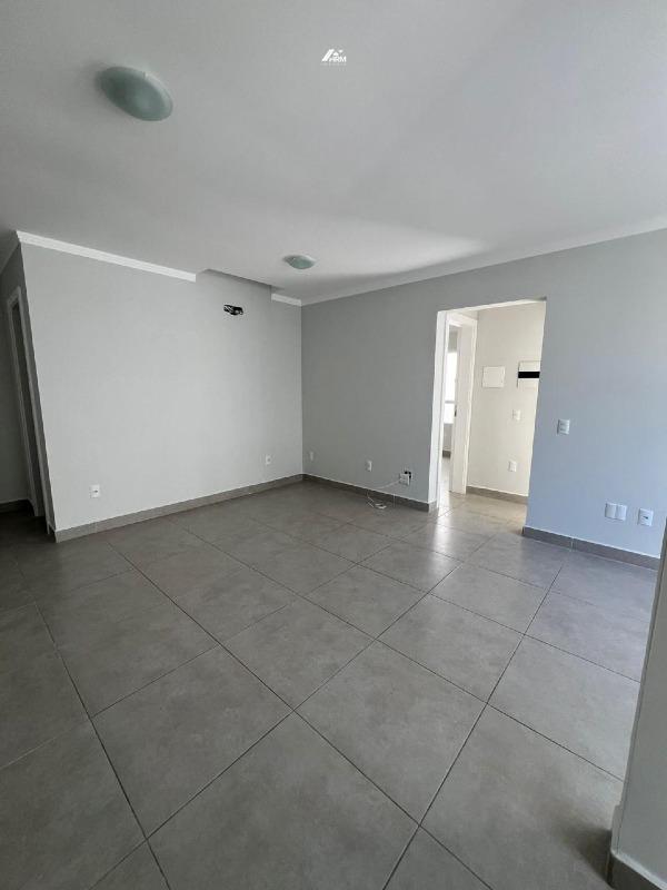 Apartamento à venda no Praia dos Amores: 