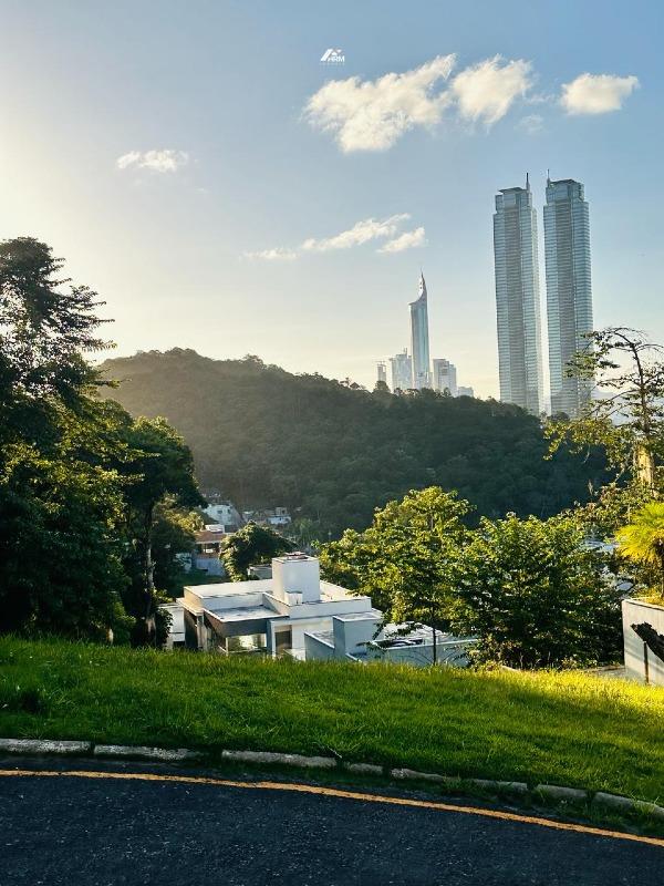Lote/Terreno à venda no Barra: 