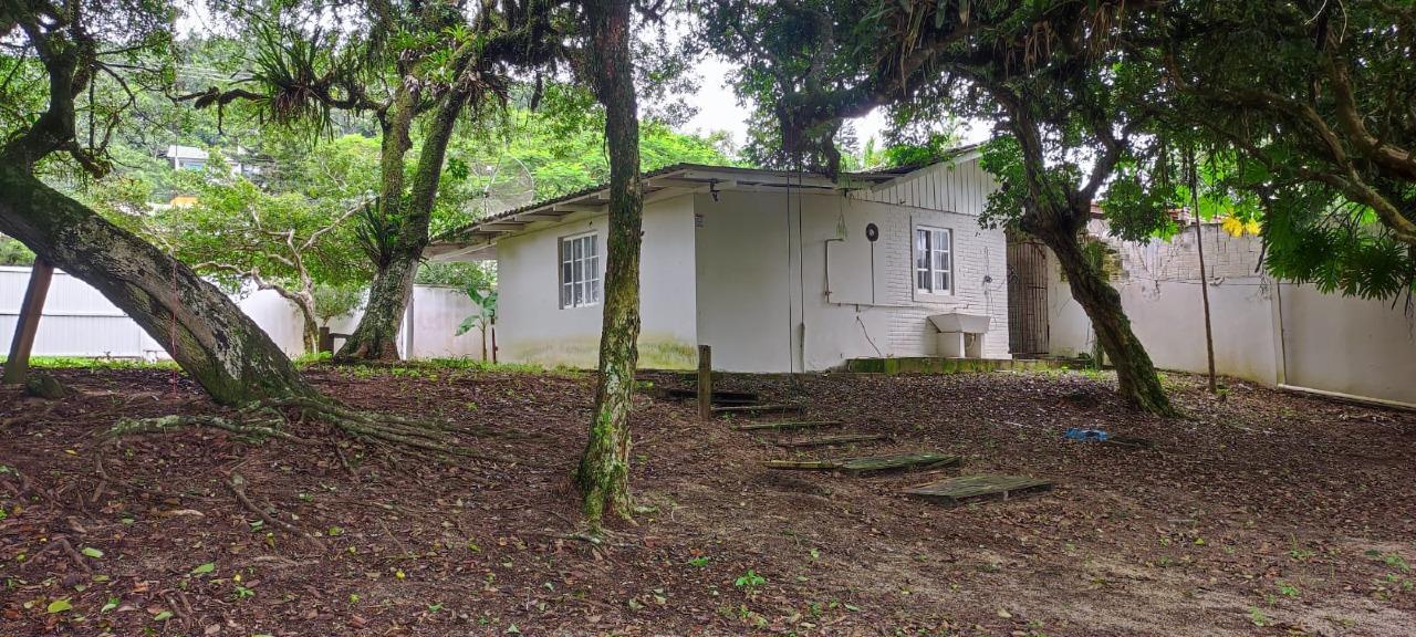 Terreno à venda no Praia do Estaleirinho: 